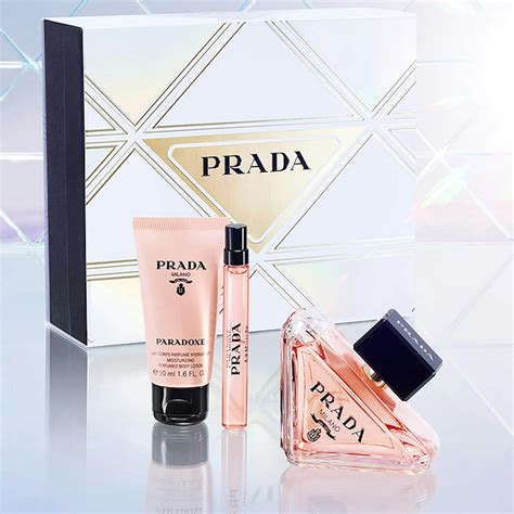 prada perfume shop.